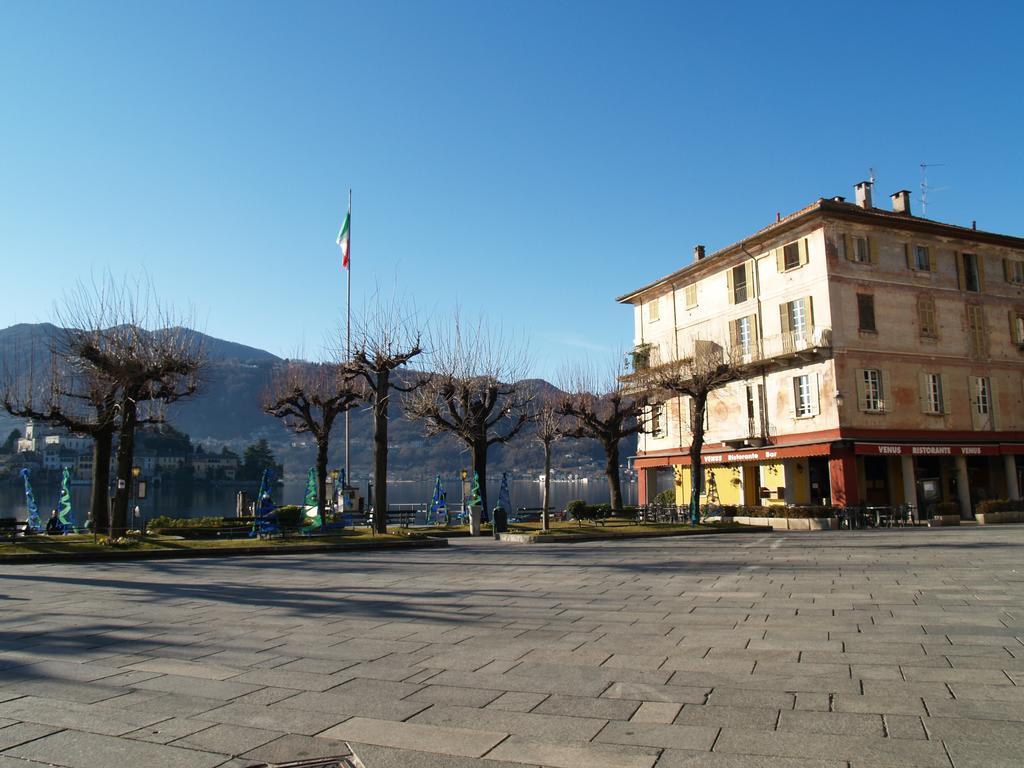 -Ortaflats- Appartamenti Imbarcadero & Palazzotto Orta San Giulio Zimmer foto