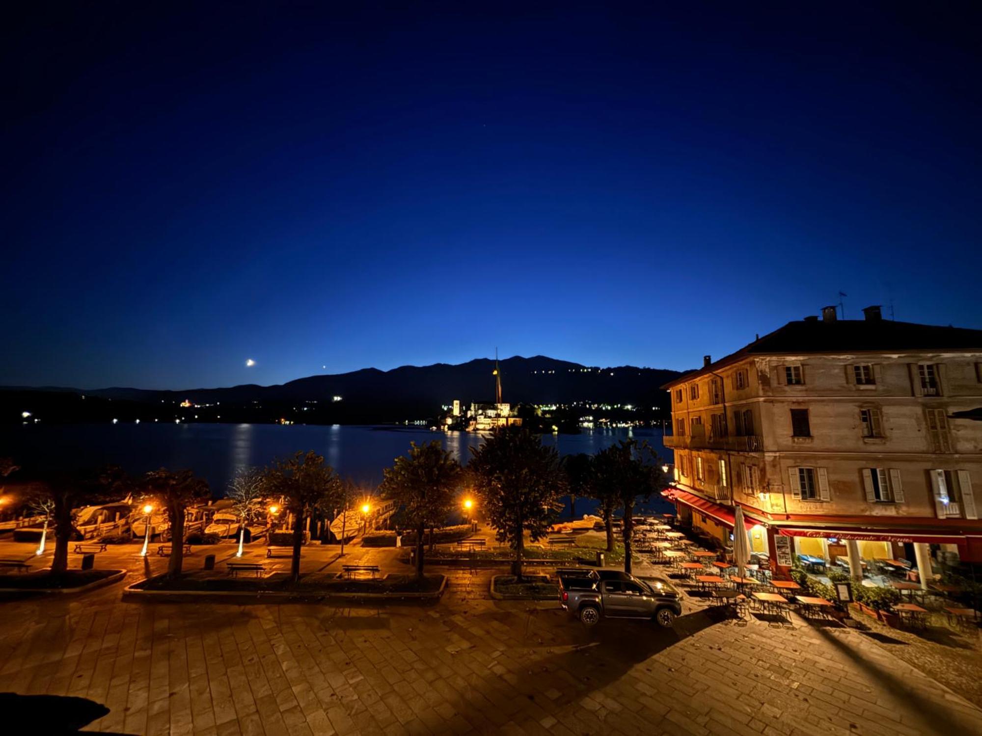 -Ortaflats- Appartamenti Imbarcadero & Palazzotto Orta San Giulio Exterior foto